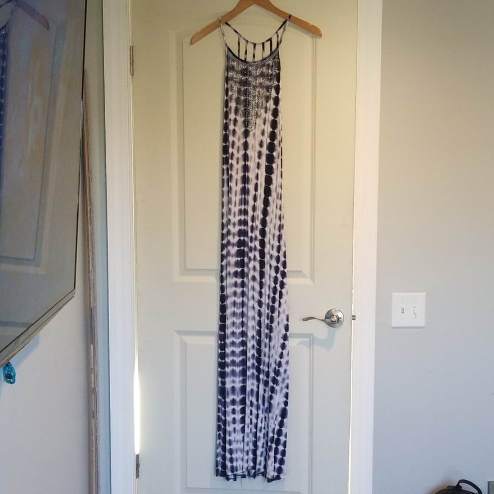 Women's Express dress with slits